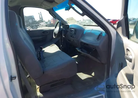 2002 Ford F-150 Xl/Xlt z USA, uszkodzony, nr VIN 1FTRF17262NB97443